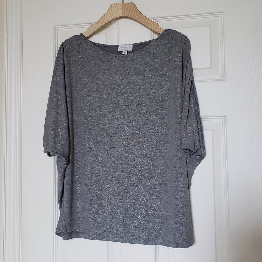 A Pea in the Pod Silver Metallic Maternity Top - Size Medium - EUC